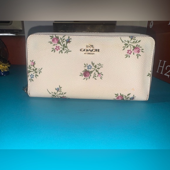 Coach Cream Floral Women's Wallet - Picture 1 of 11